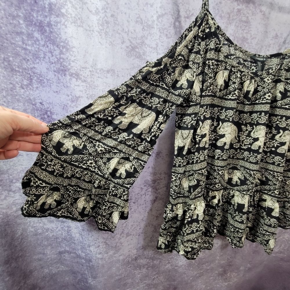 ColdâShoulder Tunicâ - Picture 2 of 11